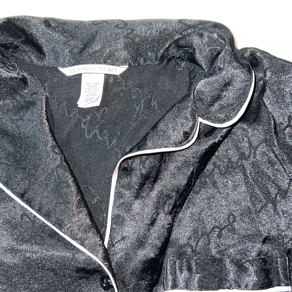 Victoria’s Secret button down pajama top - Picture 3 of 6